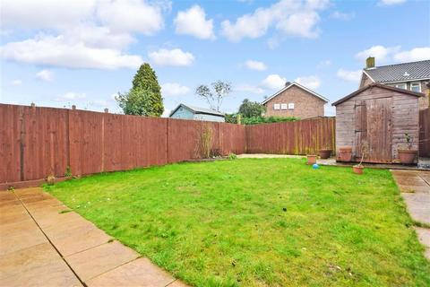 4 Blackthorn Close, Crawley, RH11 7TJ