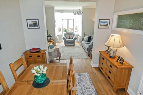 6 Beach Terrace, Newbiggin-by-the-sea, NE64 6XE