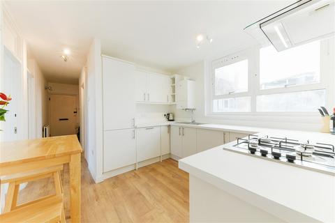 103 Beaumont Road, London, SW19 6TH