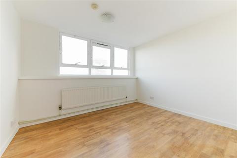 103 Beaumont Road, London, SW19 6TH