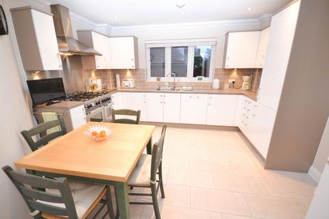 5 Buckthorn Road, Dunmow, CM6 1HZ