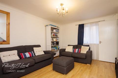 15 Blyth Close, London, E14 3DU
