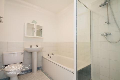 15 Blyth Close, London, E14 3DU