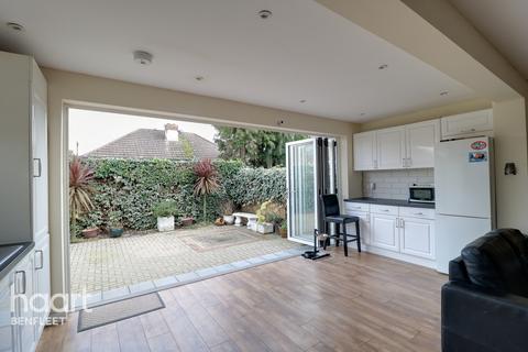 30 Albert Road, Benfleet, SS7 4DJ