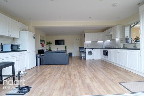 30 Albert Road, Benfleet, SS7 4DJ