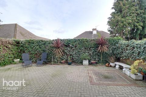30 Albert Road, Benfleet, SS7 4DJ