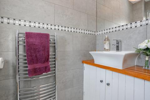 8 Forth Park, Stirling, FK9 5NT
