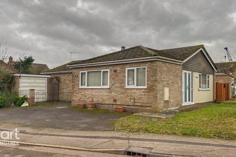 2 Glebe Close, Wix, Manningtree, CO11 2SD