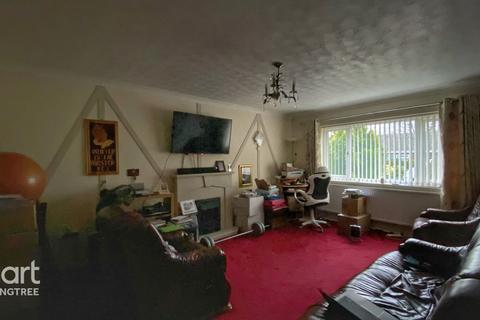 2 Glebe Close, Wix, Manningtree, CO11 2SD