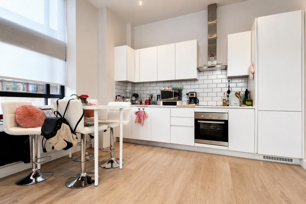 Apartment in London - View 3