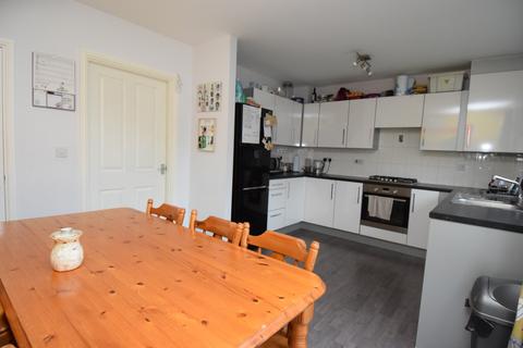 104 Haragon Drive, Amesbury, Salisbury, SP4 7FT