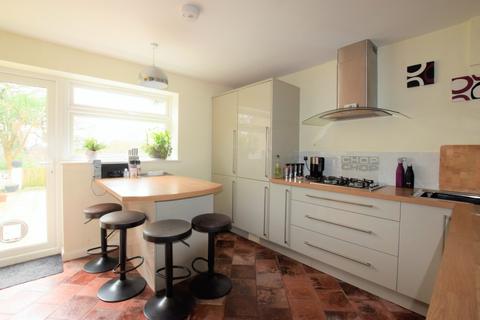 45 Antonine Crescent, Exeter, EX4 1SP