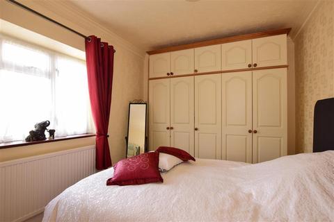 37 Leybourne Road, Rochester, ME2 3QF