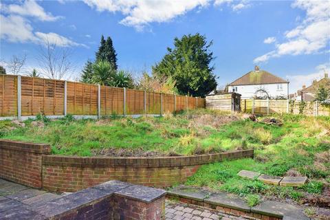 37 Leybourne Road, Rochester, ME2 3QF