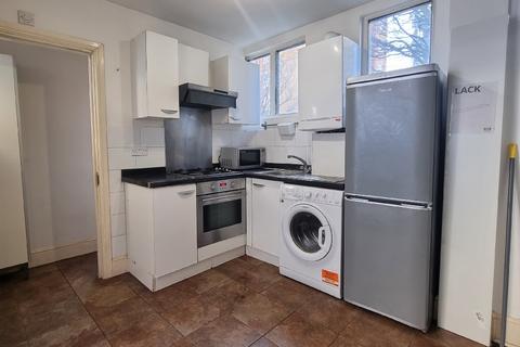 1 bedroom ground floor flat to rent, Teesdale Close, London, Haggerston