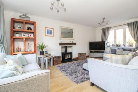 13 Brett Drive, Bromham, Bedford, MK43 8RE