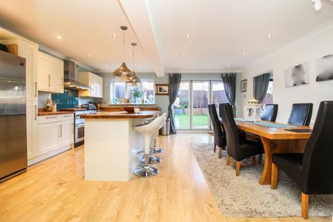 13 Brett Drive, Bromham, Bedford, MK43 8RE