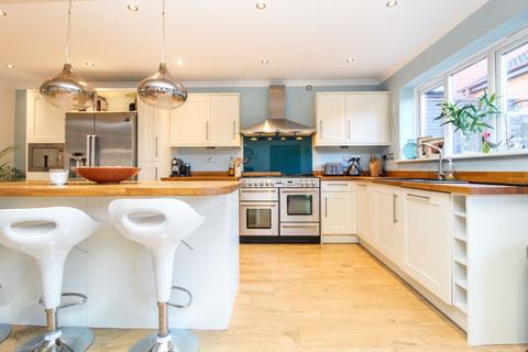 13 Brett Drive, Bromham, Bedford, MK43 8RE