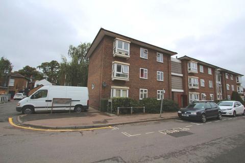 3 bedroom flat to rent, Mill Place, Kingston Upon Thames KT1