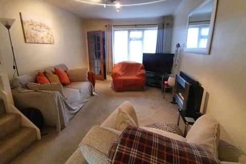 40 Cavendish Drive, Northampton, NN3 3HL