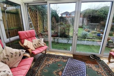 40 Cavendish Drive, Northampton, NN3 3HL