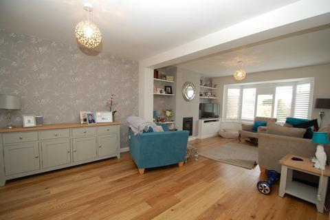 57 Hazell Way, Stoke Poges, Slough, SL2 4DG