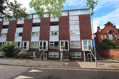 The Crescent, Surbiton KT6