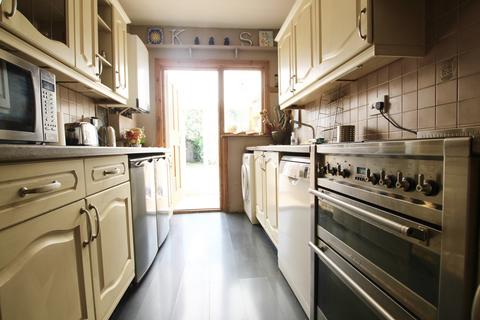92 Shirley Gardens, Barking, IG11 9XA