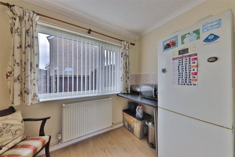 14 Ashworthy Close, Bransholme, Hull, HU7 4EX