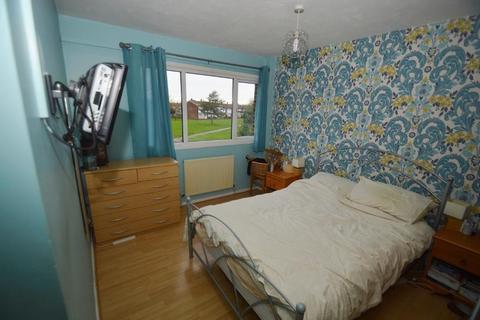 87 Tamar Way, Slough, SL3 8SY