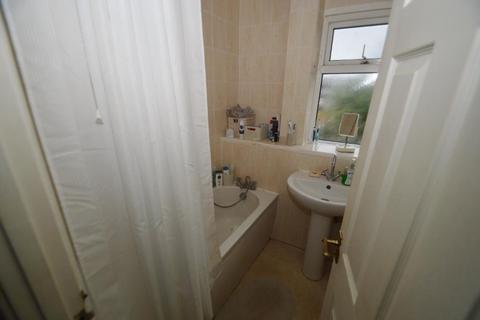 87 Tamar Way, Slough, SL3 8SY