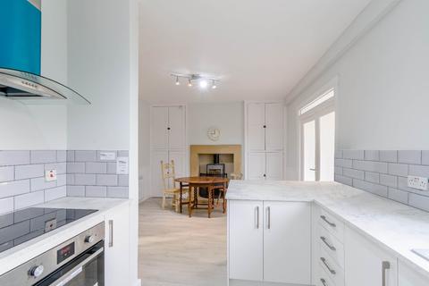 5 Links Road, Bamburgh, NE69 7AX