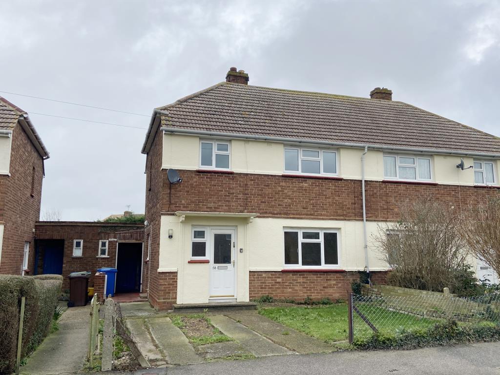 58 Harps Avenue, MinsteronSea, Sheerness, Kent 3 bed semidetached