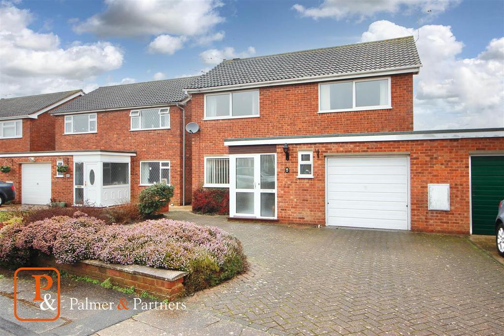 Goodwood Close, Ipswich 4 bed link detached house £300,000