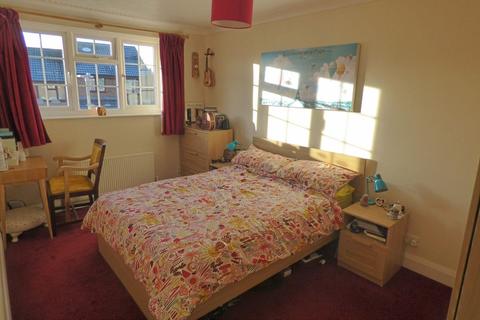 3 Chaffinch Close, Poole, BH17 7UR