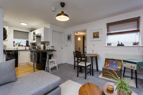1b Culverden Down, Tunbridge Wells, TN4 9SA