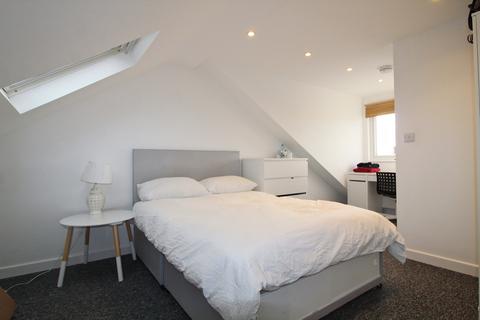 59 Lorne Road, Bath, BA2 3BZ