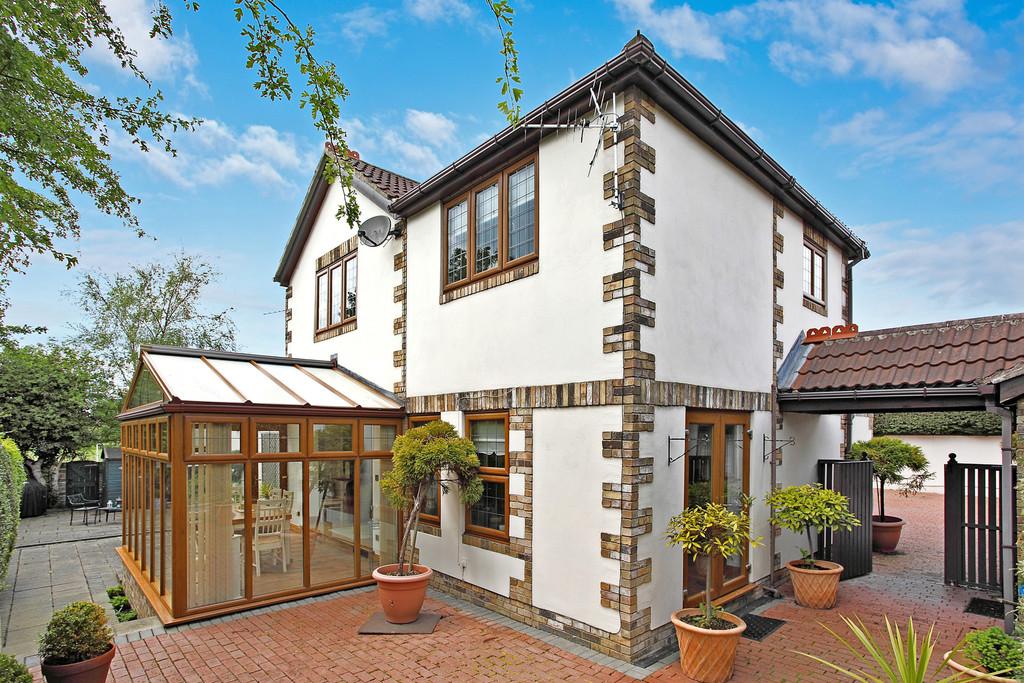 Leeds Road, Newton Hill 3 bed detached house £425,000