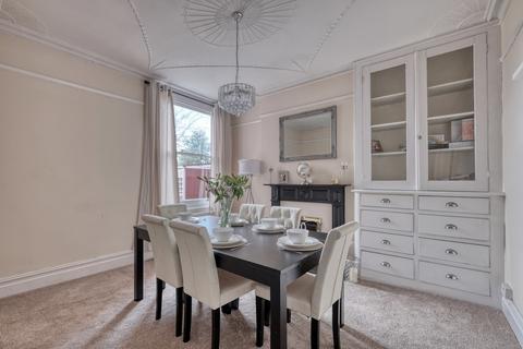 3 Laugherne Road, Worcester, WR2 5LR