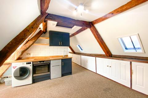 1 bedroom apartment to rent, High Street, Witney, Oxfordshire, OX28