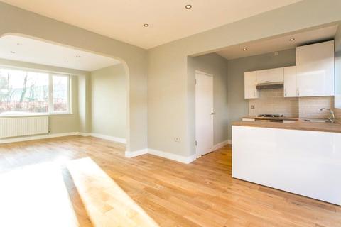42 Larbert Road, London, SW16 5BJ