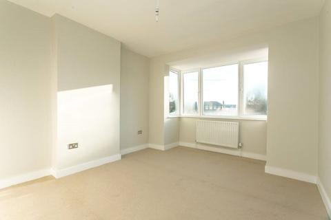 42 Larbert Road, London, SW16 5BJ