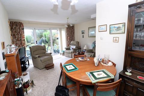 22 Ashfield Close, Walsall, WS3 1PW