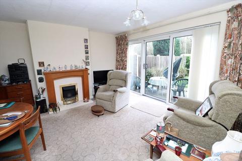 22 Ashfield Close, Walsall, WS3 1PW