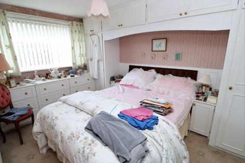 22 Ashfield Close, Walsall, WS3 1PW