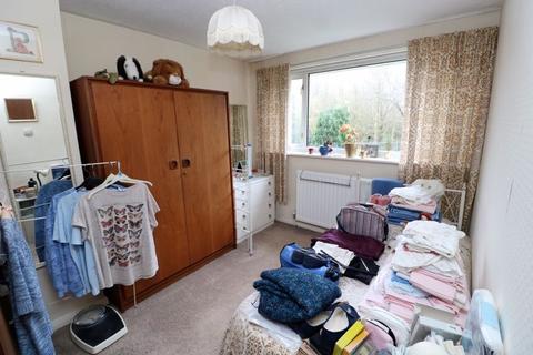 22 Ashfield Close, Walsall, WS3 1PW