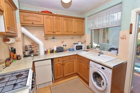 31 Forest Road, Romford, RM7 8DU