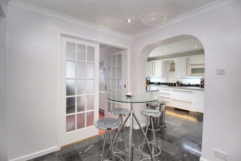 Breakfast room