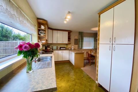 2 Alton Close, Bexley, DA5 3QJ