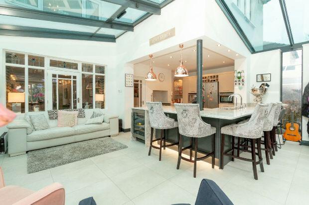 Living Room Dining K